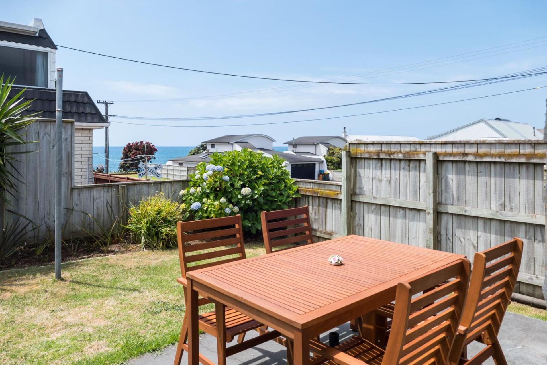Villa Sea Breeze On Belt By Coastal Walkway New Plymouth Exterior foto